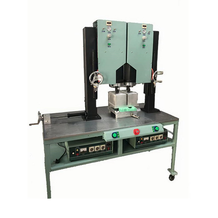 雙頭點(diǎn)焊機(jī)